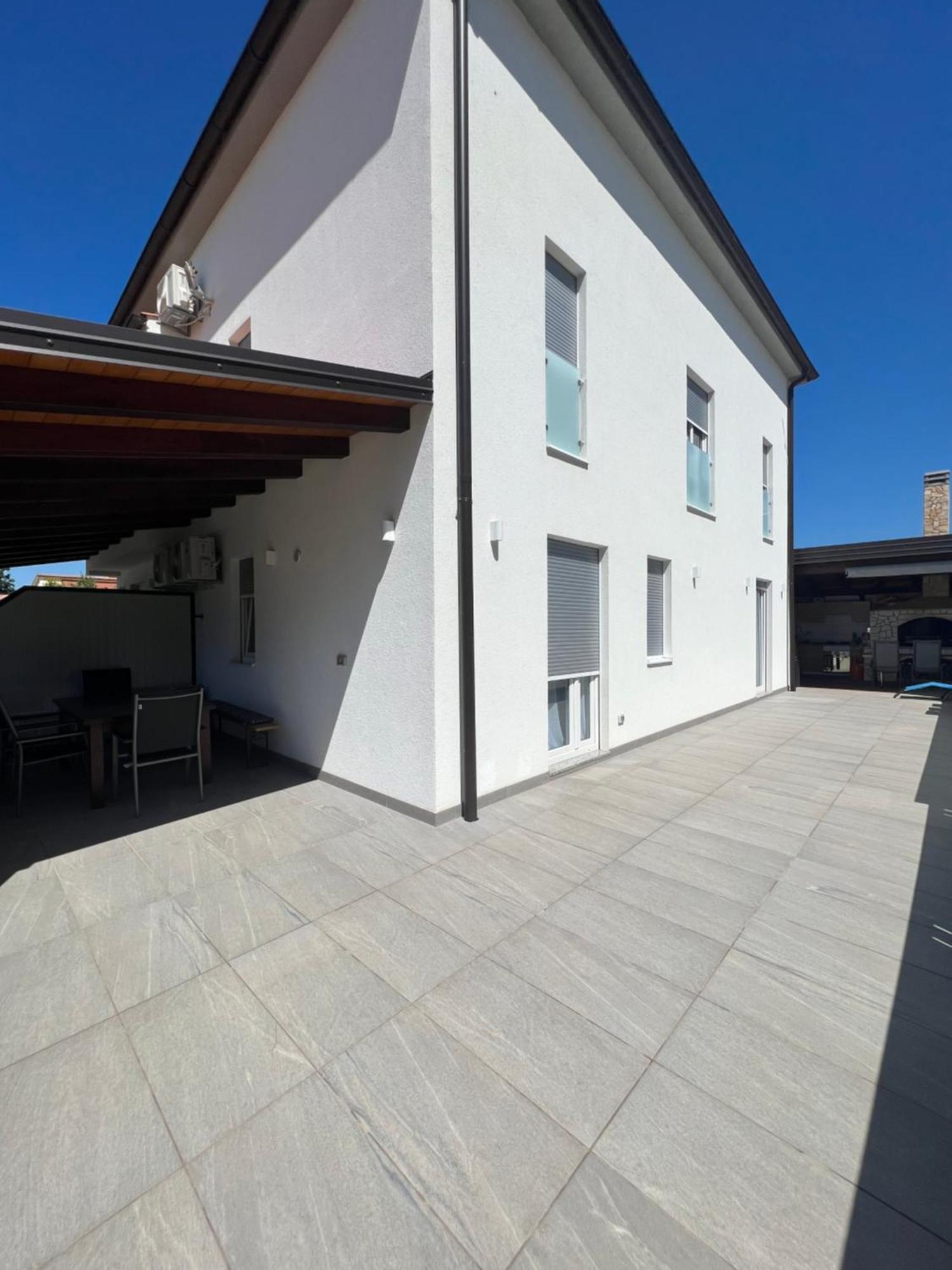 Apartment Maslina *